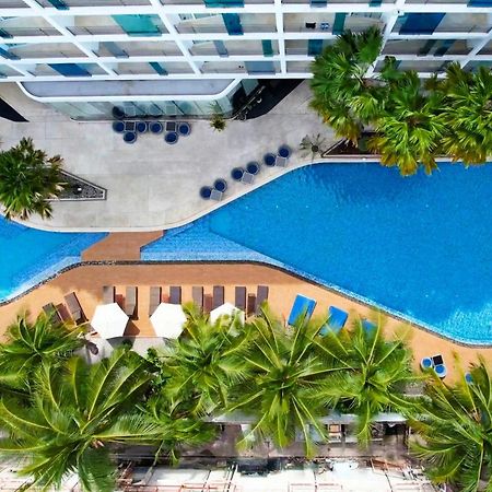 Hotel Baraquda Heeton Pattaya By Compass Hospitality Екстериор снимка