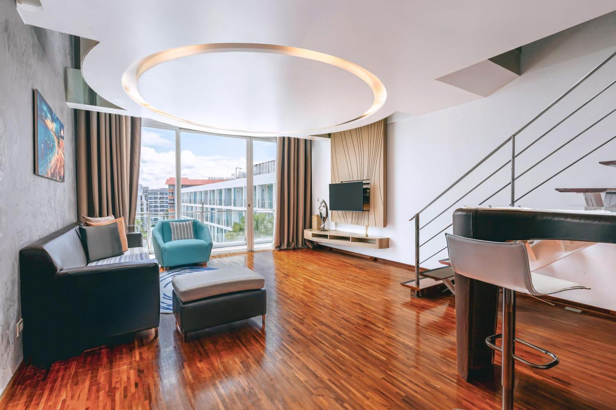 Hotel Baraquda Heeton Pattaya By Compass Hospitality Екстериор снимка