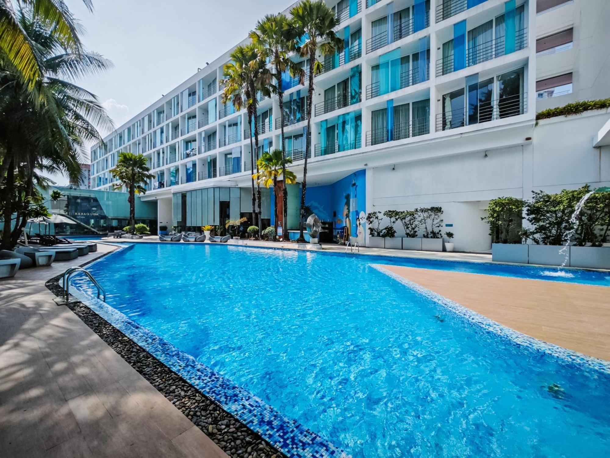 Hotel Baraquda Heeton Pattaya By Compass Hospitality Екстериор снимка