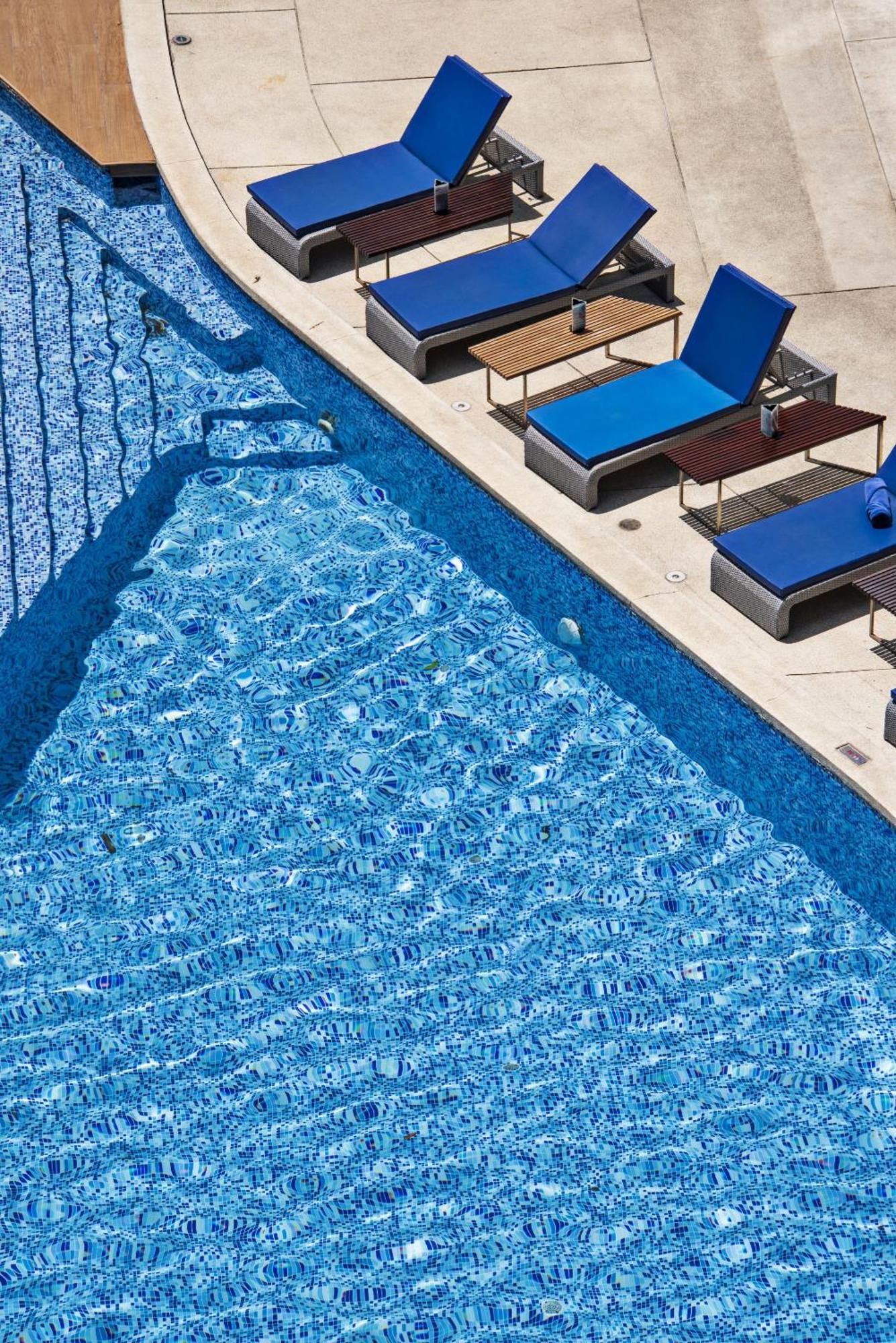Hotel Baraquda Heeton Pattaya By Compass Hospitality Екстериор снимка