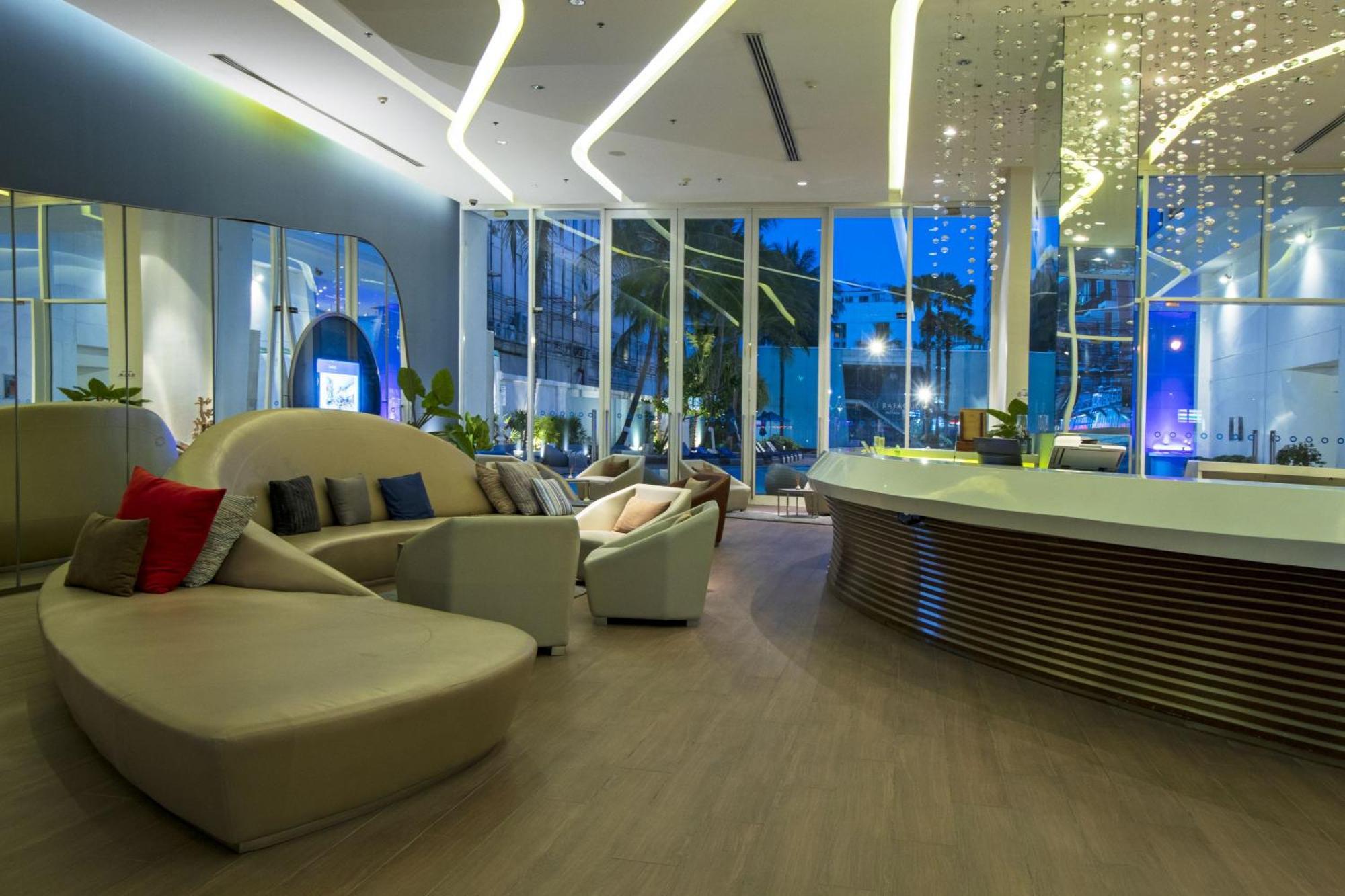 Hotel Baraquda Heeton Pattaya By Compass Hospitality Екстериор снимка