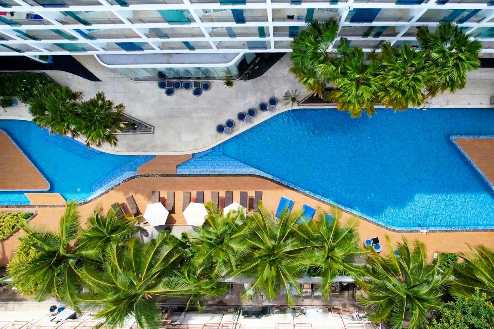 Hotel Baraquda Heeton Pattaya By Compass Hospitality Екстериор снимка